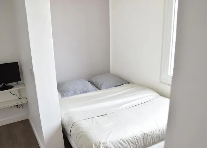 7 Avenue De Provence